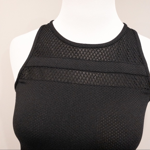 Lorna Jane Black Sharp Excel Tank Top - Size Medium - Picture 7 of 7